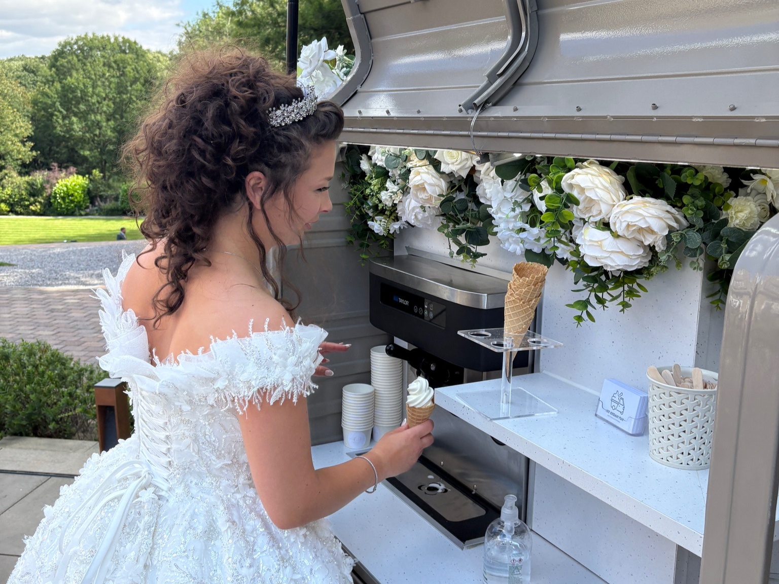Ice Cream Tuk